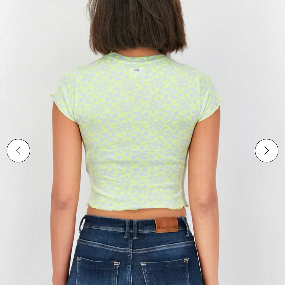RVCA • Ribbed Geometric Crop Top - Picture 6 of 6